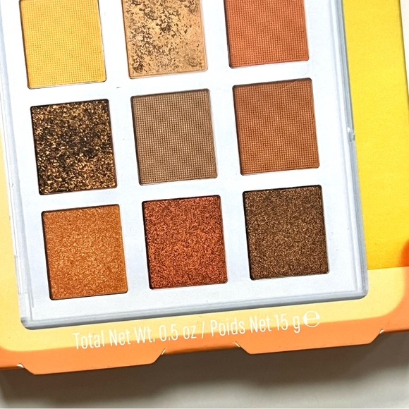 🏷️ fire fit set of 12 eye shadow palette set - Picture 9 of 17